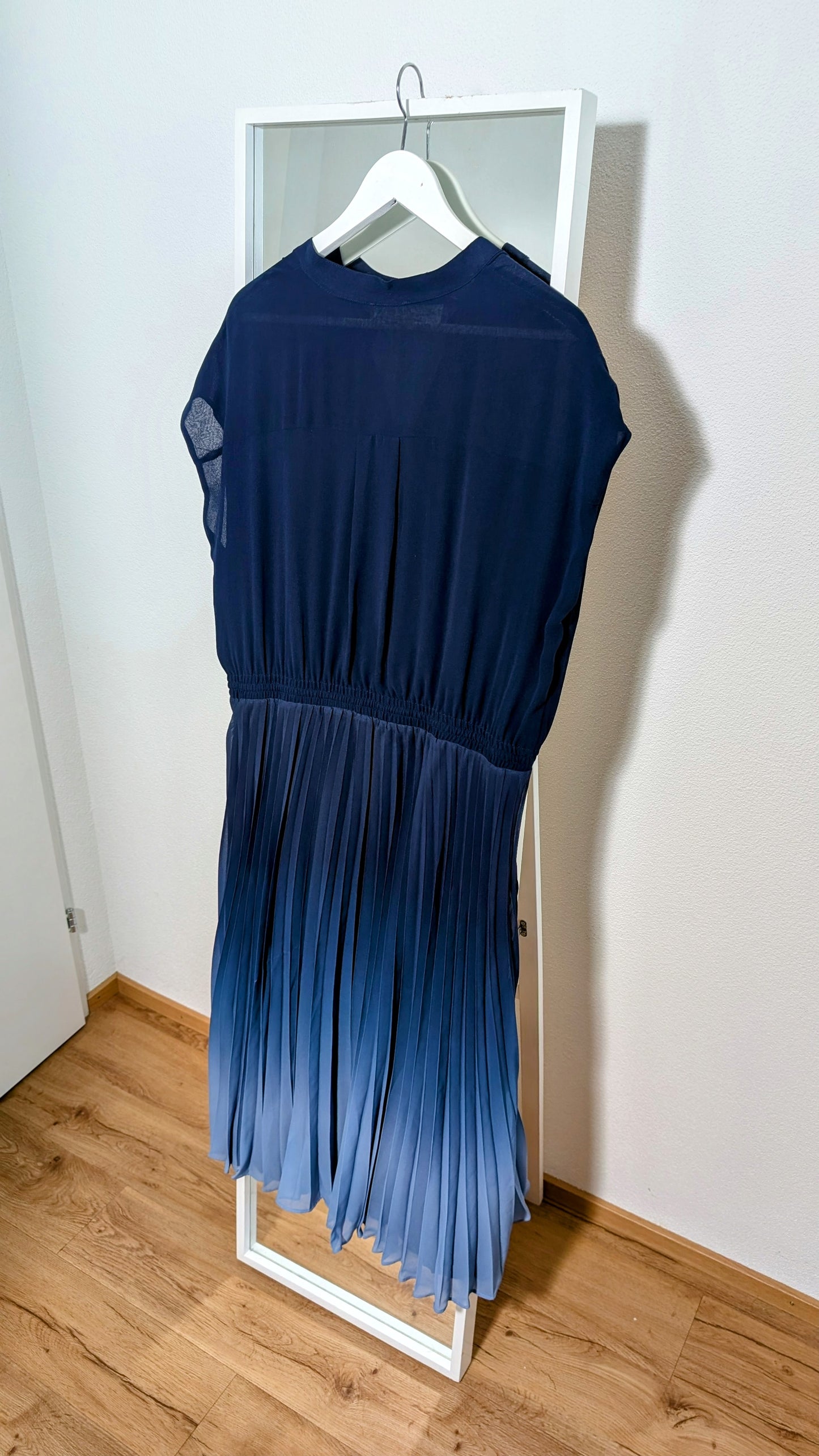 Dunkelblaues Kleid Maison 123