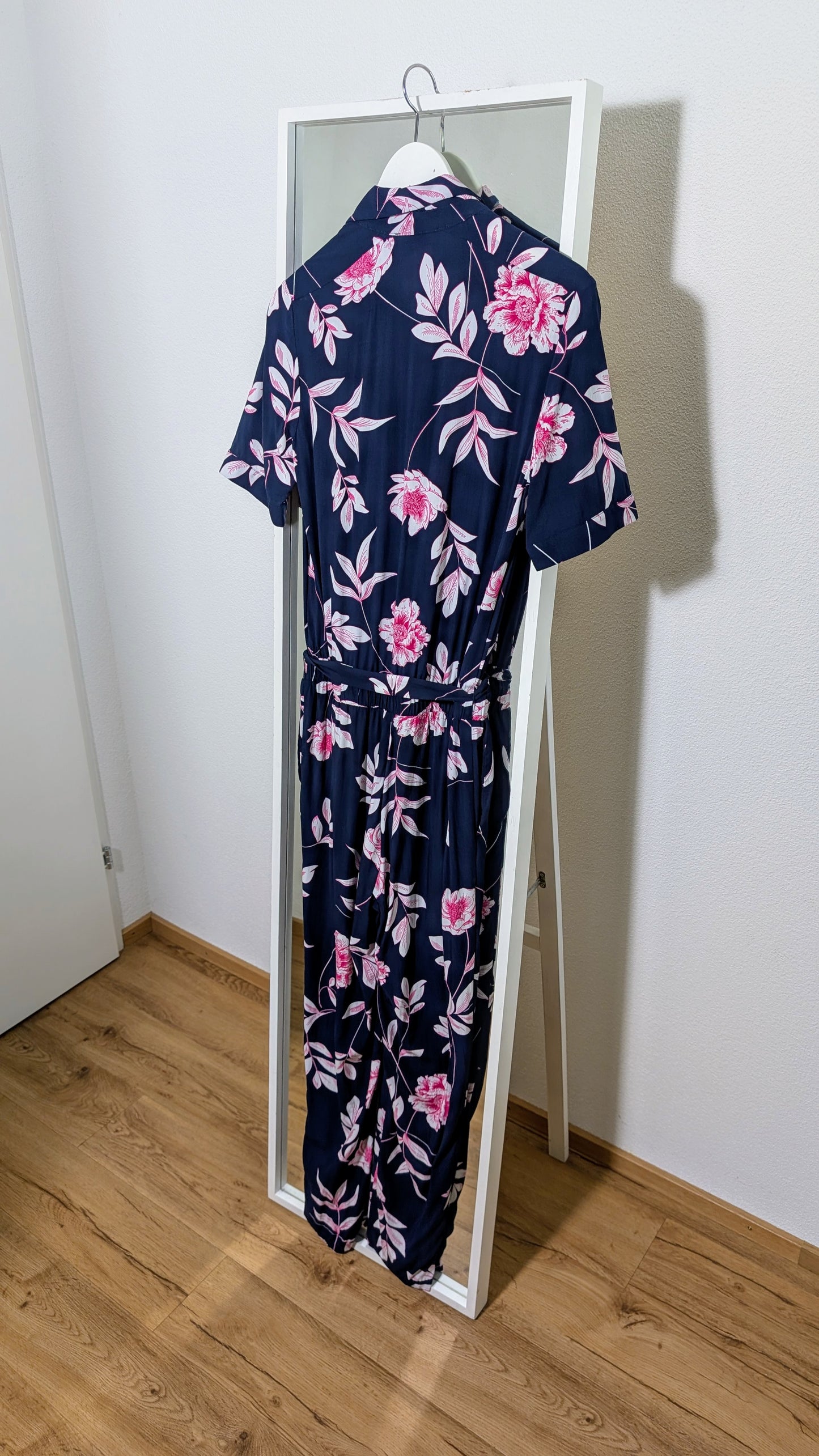 Floraler Jumpsuit mieten