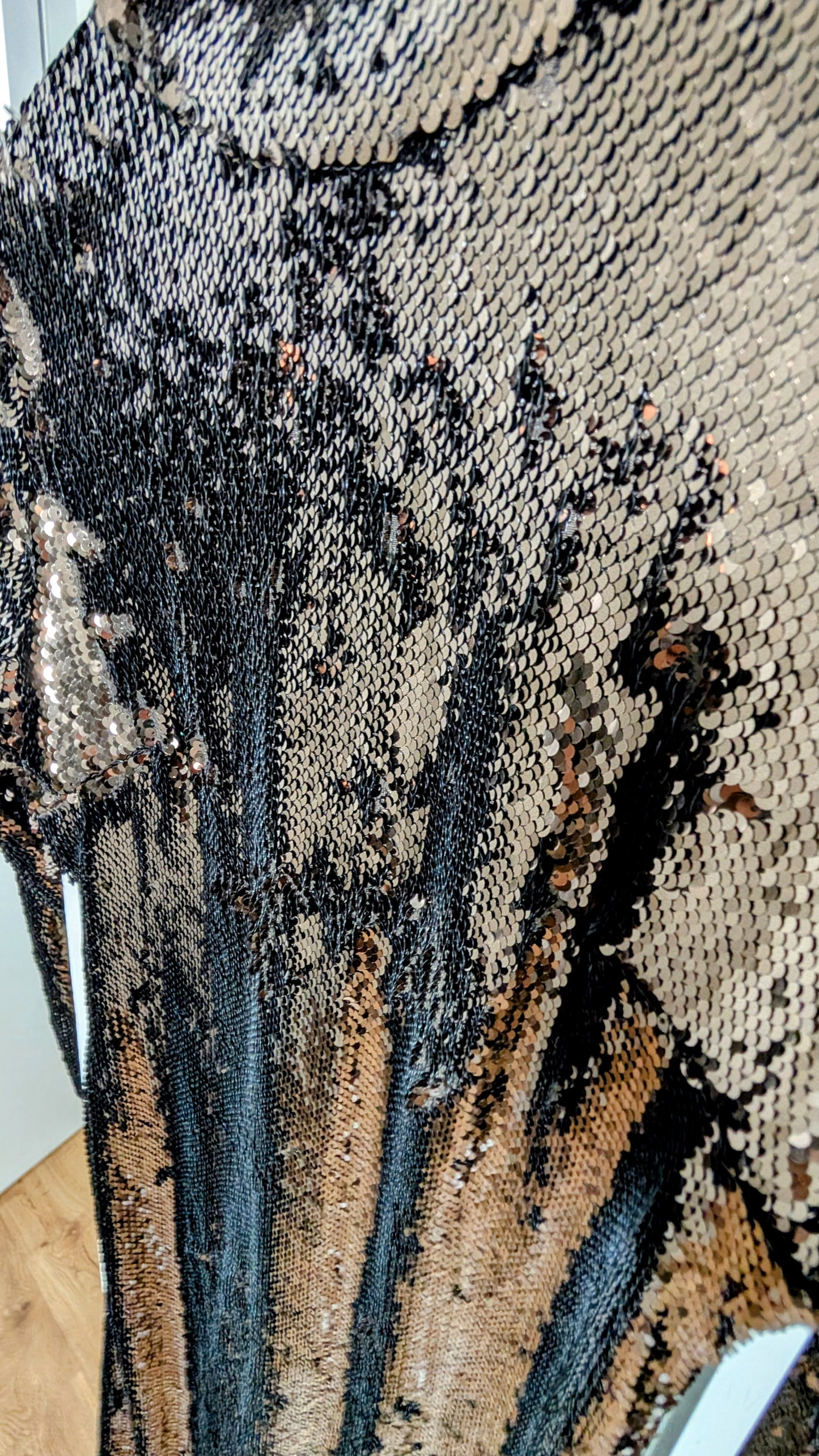 Ganzkörper-Glitzerkleid von Ted Baker