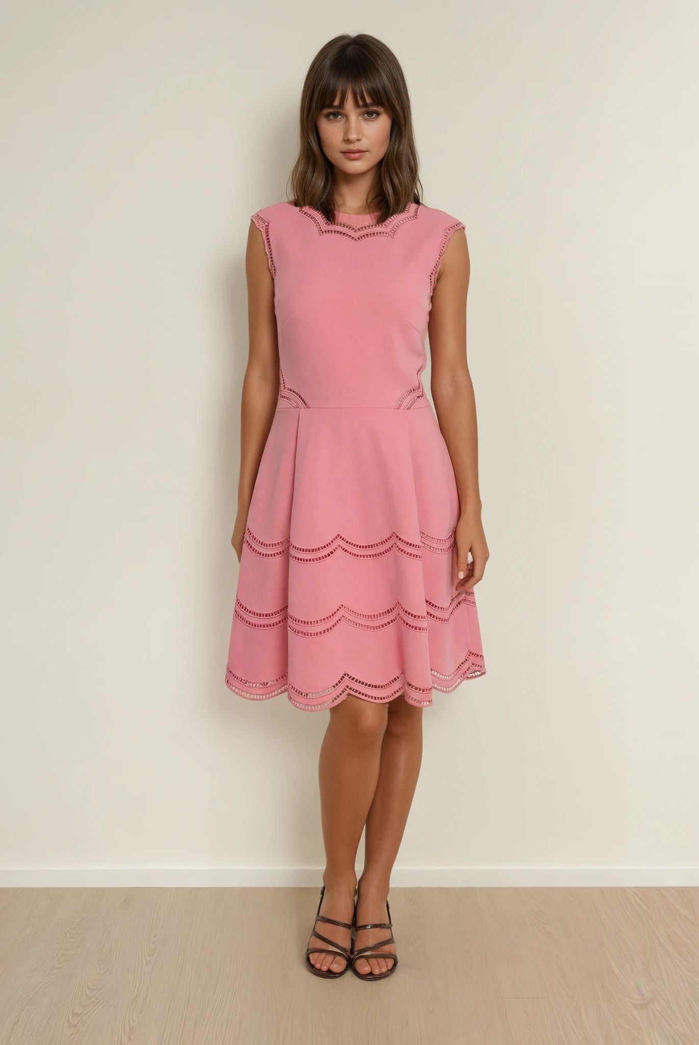Elegantes Spitzenkleid Ted Baker
