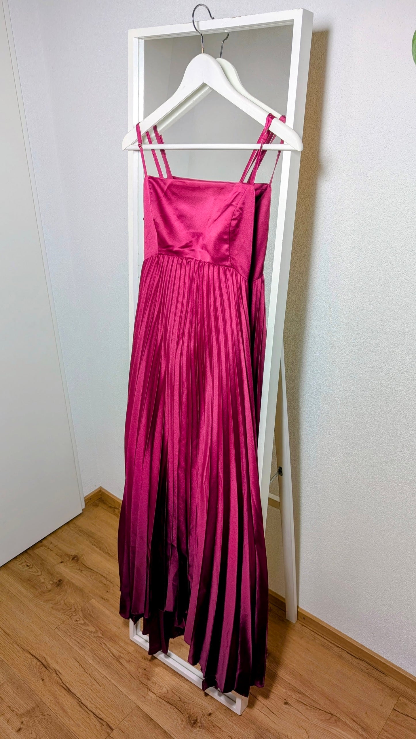 Abercrombie & Fitch – Midikleid mit Rückenausschnitt & Farbverlauf