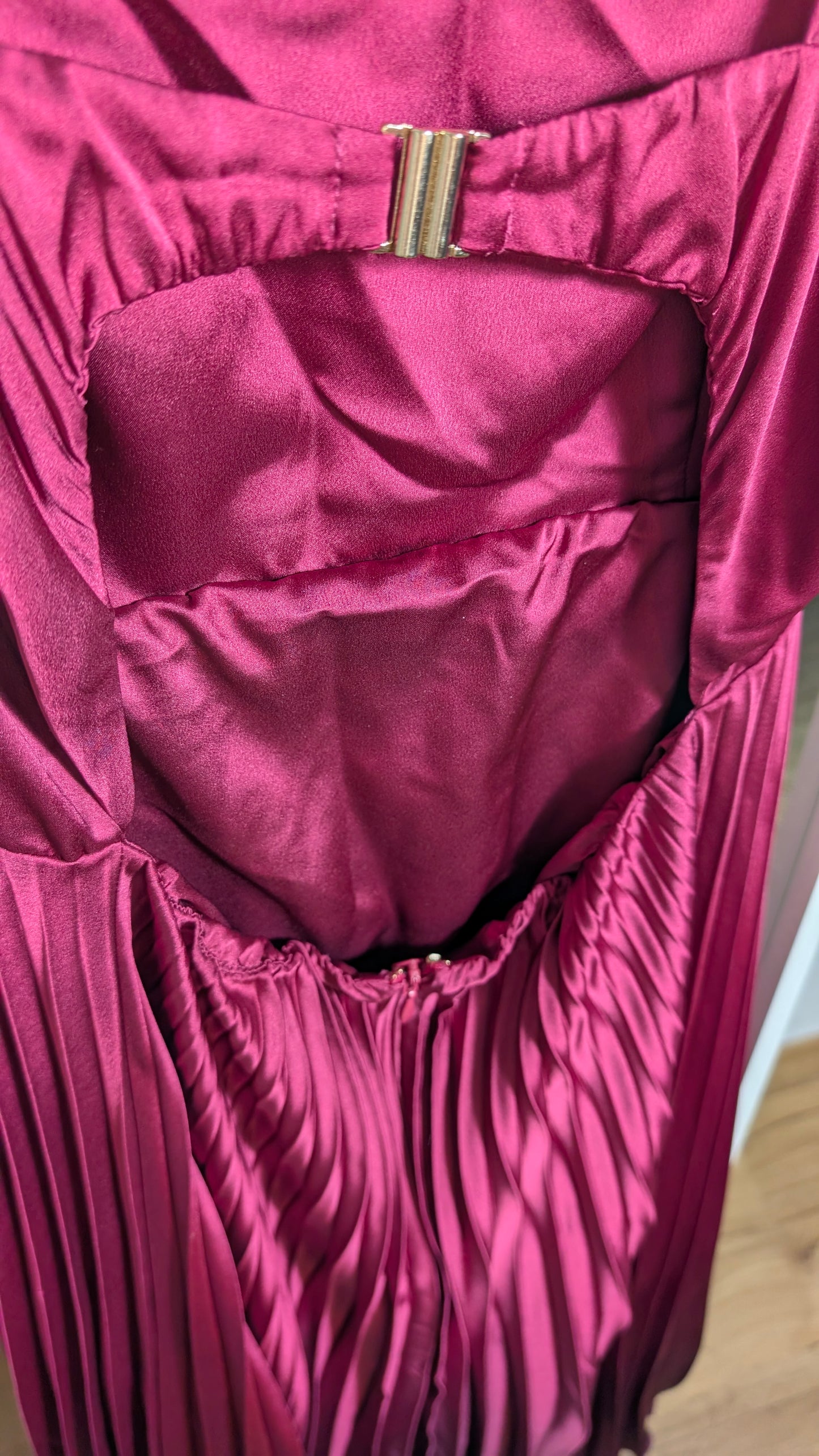 Abercrombie & Fitch – Midikleid mit Rückenausschnitt & Farbverlauf