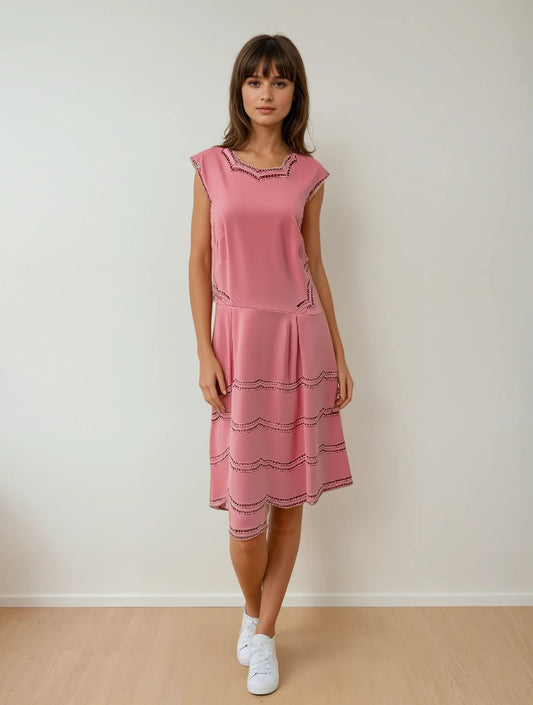 Elegantes Spitzenkleid